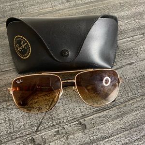 Rayban Aviator sunglasses